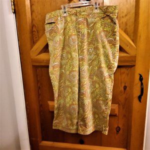 FOJ French Dressing Capri Pants